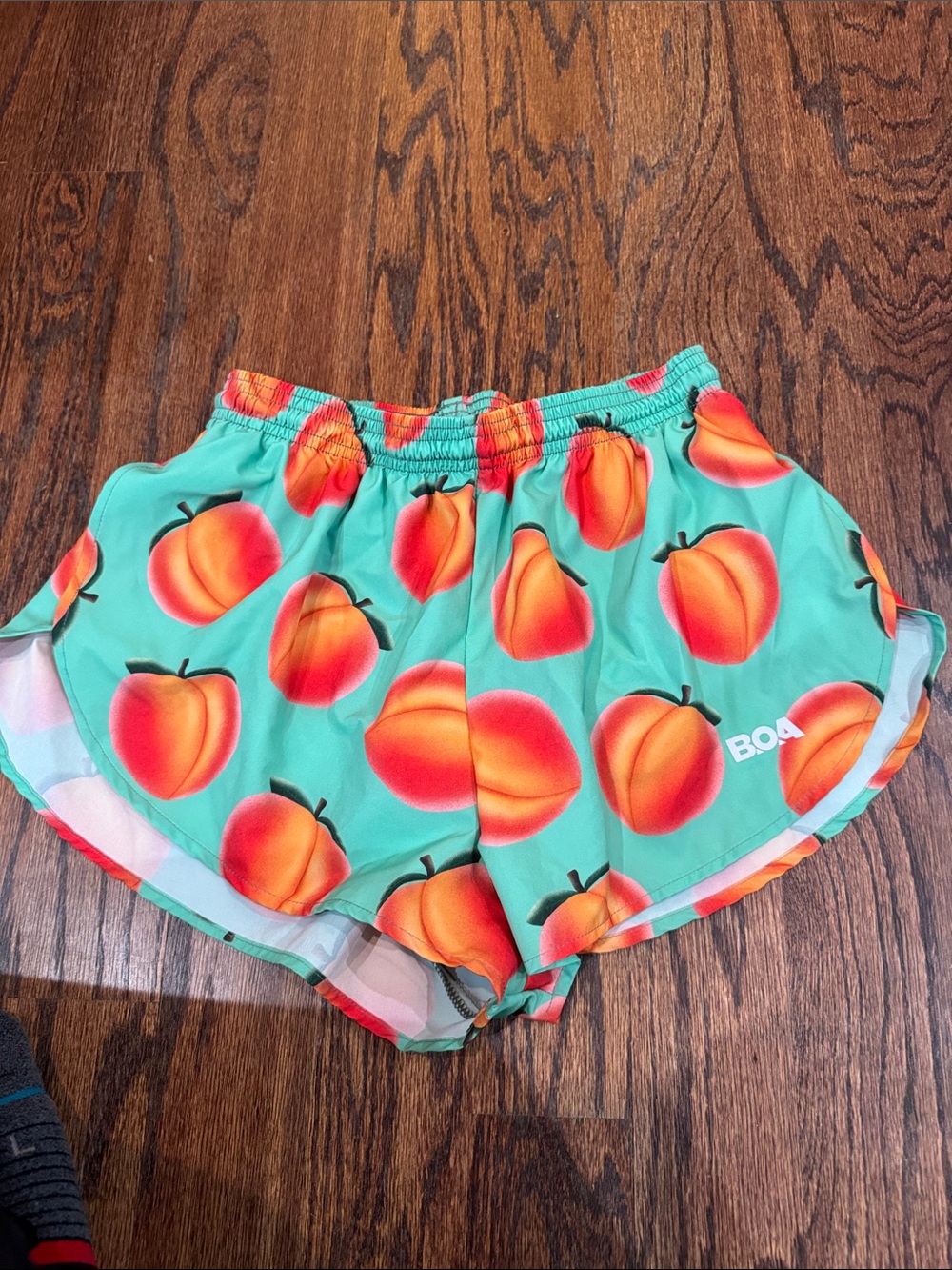 BOA Women's Mint Peach-Print Running Shorts size medium